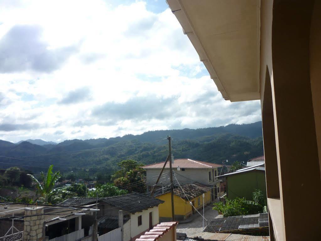 Hotel La Escalinata Copan Экстерьер фото